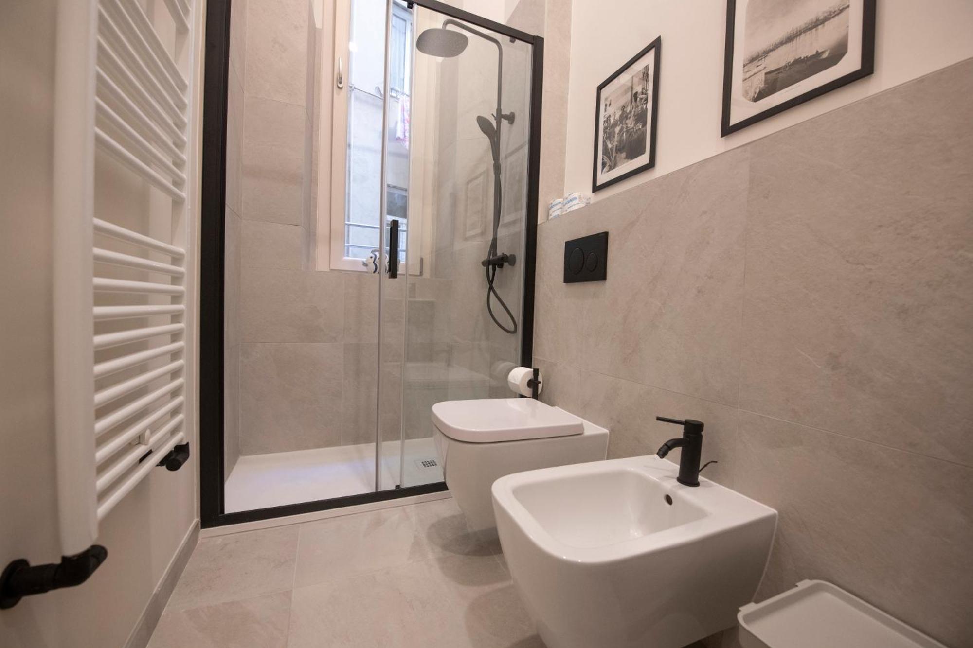 227 - Largo Zecca Luxury Apartment - Nel Cuore Del Centro Di Genova Ngoại thất bức ảnh